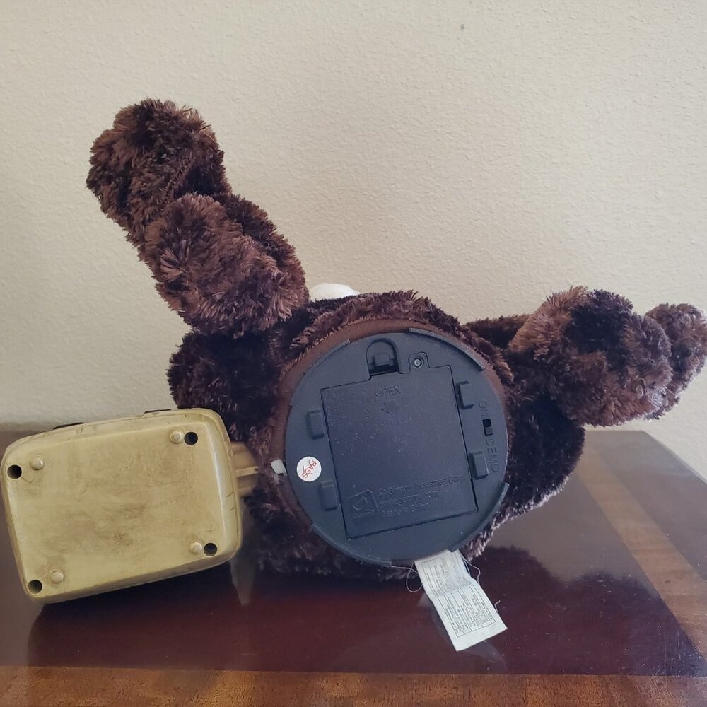 2007 Gemmy Singing Fishing Bear and Friends Fish Drift Away and Under Boardwalk - Picture 7 of 9